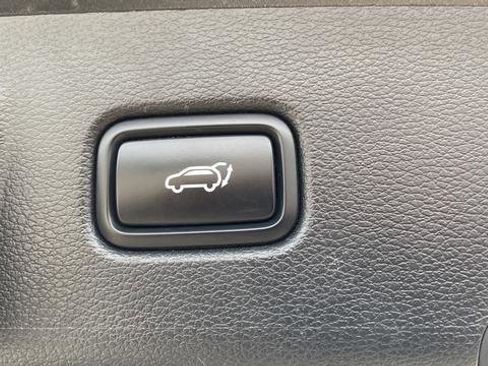 Used 2022 Kia Telluride EX w/ EX Premium Package AWD/4WD image 32