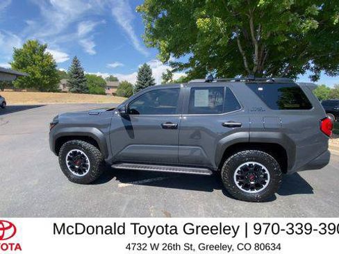Certified 2025 Toyota 4Runner TRD Off-Road AWD/4WD image 5