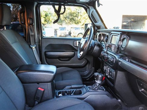 Used 2020 Jeep Gladiator Sport w/ Quick Order Package 24S image 22