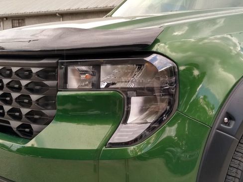 Used 2025 Ford Maverick XLT w/ XLT Luxury Package AWD/4WD image 6