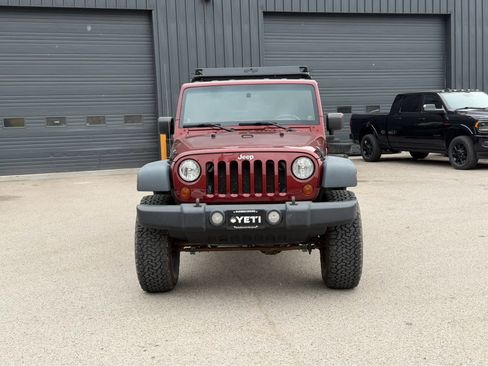 Used 2010 Jeep Wrangler Unlimited Sport image 3