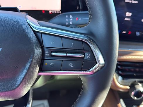 Used 2025 Chevrolet Tahoe High Country image 39