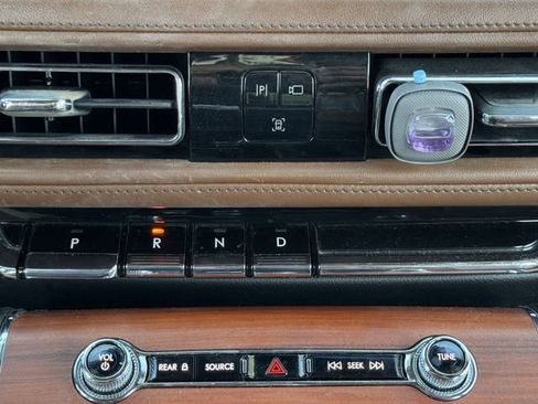 Used 2021 Lincoln Aviator Reserve w/ Equipment Group 201A image 18