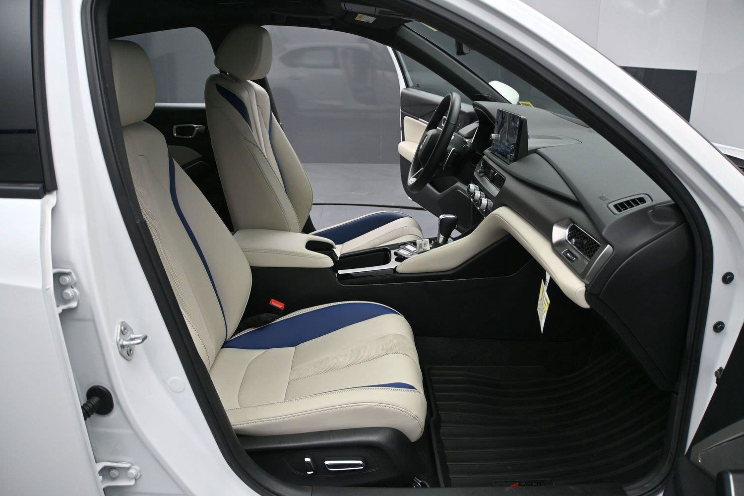Certified 2026 Acura Integra A-Spec w/ Technology Package FWD image 35
