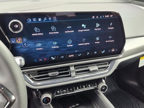 New 2026 Chevrolet Equinox EV RS image 12