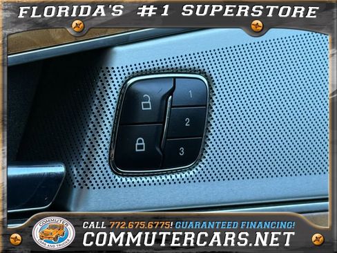 Used 2016 Lincoln MKX Reserve w/ Luxury Package image 18