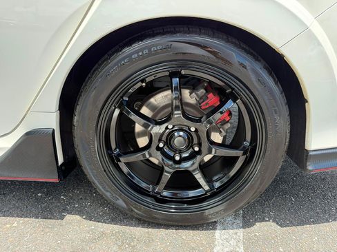 Used 2019 Honda Civic Type R image 9
