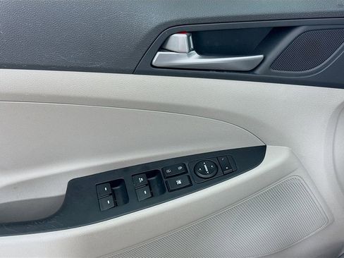 Used 2016 Hyundai Tucson SE w/ Option Group 12 AWD/4WD image 12