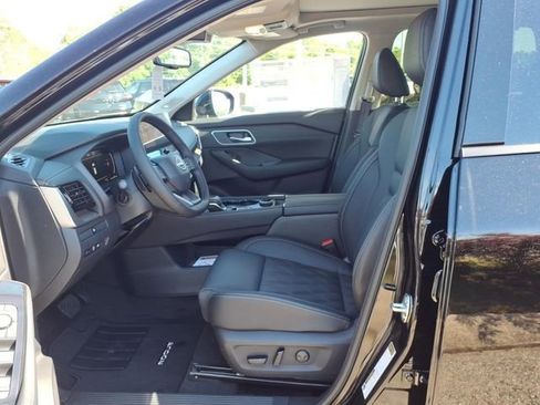 New 2026 Nissan Rogue Platinum AWD/4WD image 6