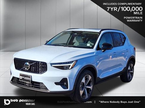 New 2026 Volvo XC40 B5 Plus w/ Protection Package Premier AWD/4WD image 23