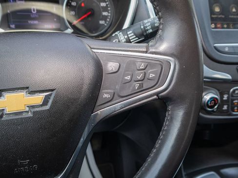 Used 2019 Chevrolet Equinox LT FWD image 23