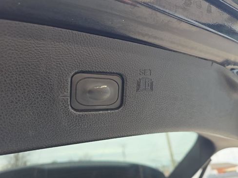 Used 2022 Ford Edge Titanium image 33