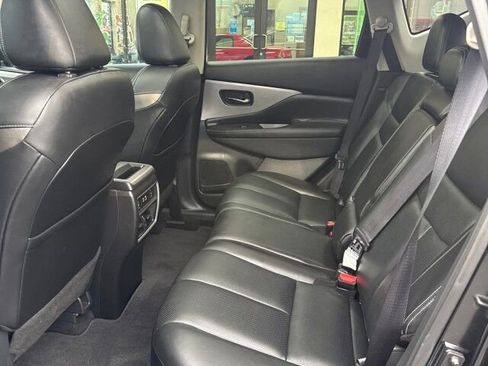 Used 2019 Nissan Murano SL image 12