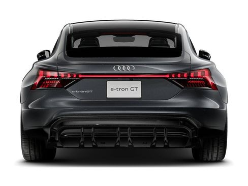 Used 2023 Audi e-tron GT Prestige AWD/4WD image 7