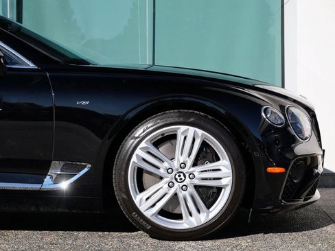 Used 2022 Bentley Continental GT image 6