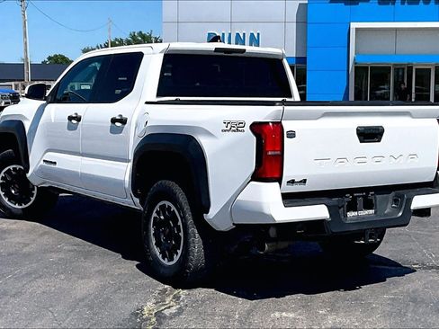 Used 2024 Toyota Tacoma TRD Off-Road AWD/4WD image 12
