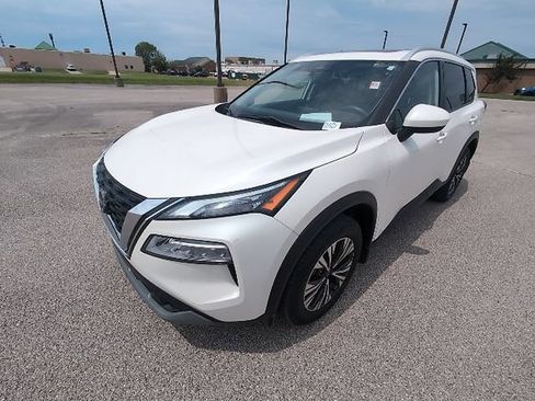 Used 2023 Nissan Rogue SV w/ SV Premium B Package FWD image 14
