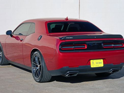 Used 2016 Dodge Challenger R/T Scat Pack w/ Leather Interior Group RWD image 44