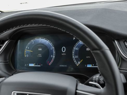 Used 2022 Jeep Grand Cherokee Laredo w/ Luxury Tech Group I image 24