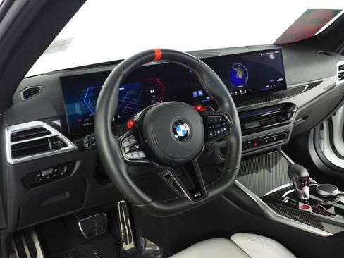 Used 2025 BMW M4 Competition image 24