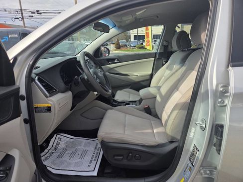 Used 2016 Hyundai Tucson SE w/ Option Group 02 image 10