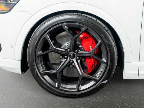 Used 2025 Audi RS Q8 performance image 19