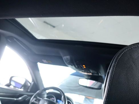 Used 2018 Maserati Ghibli RWD image 35