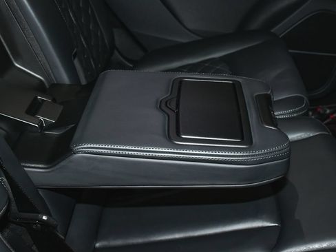 Used 2024 Audi SQ7 Prestige w/ Prestige Package AWD/4WD image 53