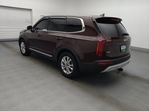 Used 2022 Kia Telluride LX AWD/4WD image 3