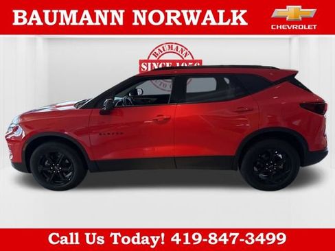 New 2025 Chevrolet Blazer LT w/ Convenience Package AWD/4WD image 3