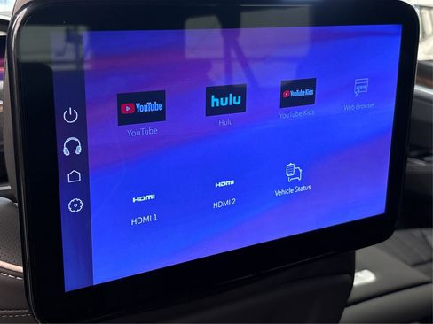 New 2025 Cadillac Escalade ESV Sport Platinum image 22