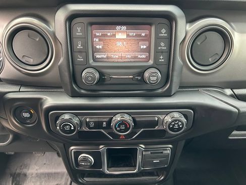 Used 2021 Jeep Wrangler Unlimited Sport AWD/4WD image 21