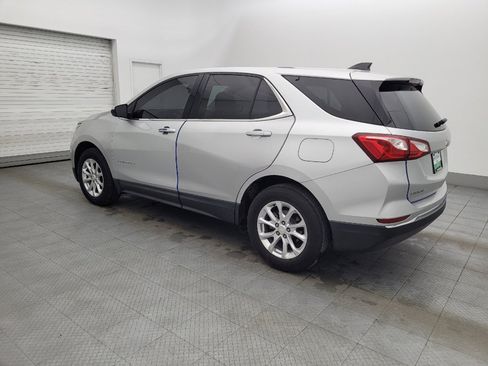 Used 2018 Chevrolet Equinox LT image 3