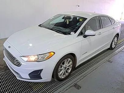 Used 2019 Ford Fusion SE