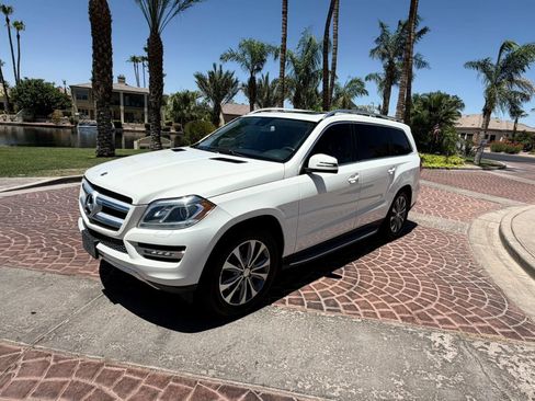 Used 2013 Mercedes-Benz GL 450 4MATIC image 16