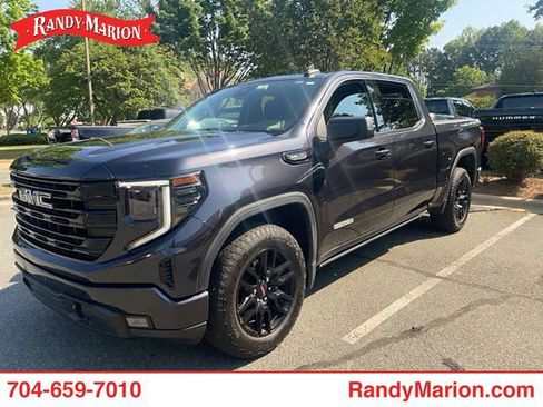 Used 2022 GMC Sierra 1500 Elevation w/ LPO, Elevation Black Package AWD/4WD image 1