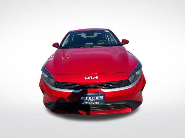 Used 2023 Kia Forte LXS FWD image 9