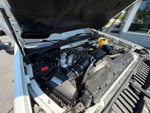 Used 2020 Chevrolet Silverado 2500 LTZ AWD/4WD image 28