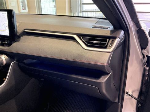 Used 2025 Toyota RAV4 XSE image 18