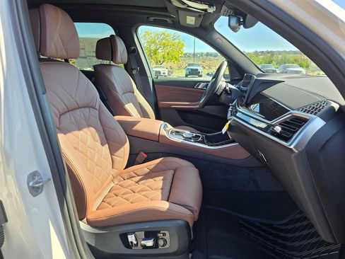 New 2026 BMW X5 xDrive50e AWD/4WD image 14