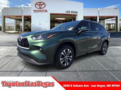 Used 2023 Toyota Highlander XLE