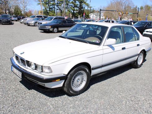 Used 1994 BMW 740i RWD image 2