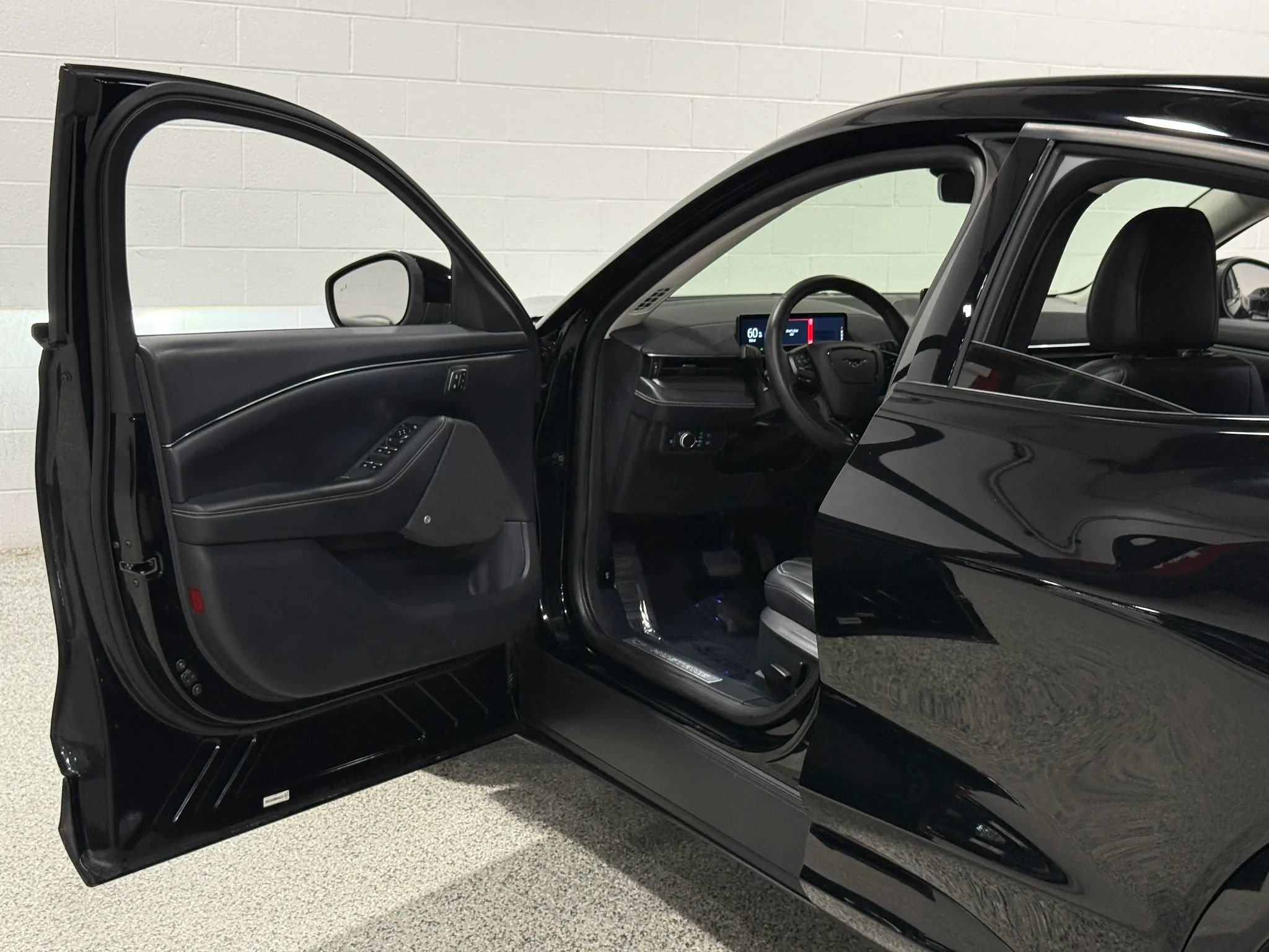 Used 2021 Ford Mustang Mach-E Premium AWD/4WD image 10