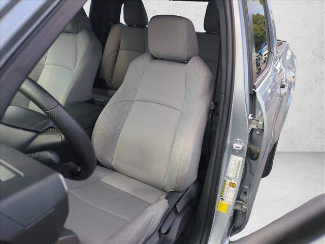 Used 2025 Toyota Tacoma SR5 AWD/4WD image 15