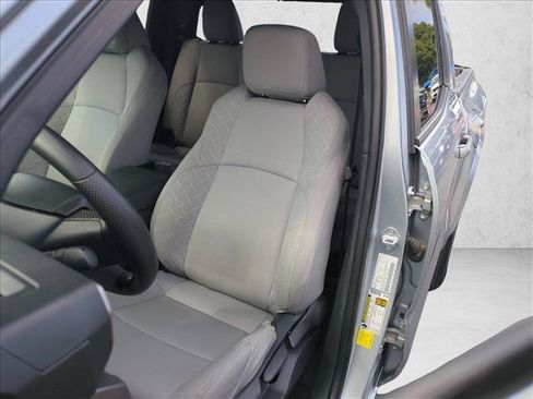 Used 2025 Toyota Tacoma SR5 AWD/4WD image 15