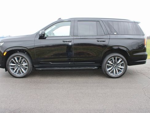 Used 2024 Cadillac Escalade Sport image 4