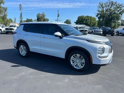 Used 2022 Mitsubishi Outlander ES