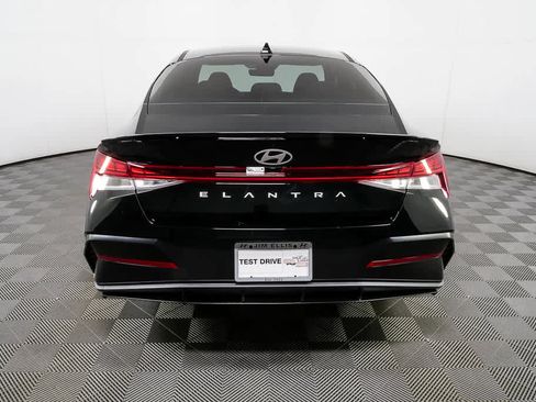 New 2026 Hyundai Elantra SEL Sport Premium FWD image 28