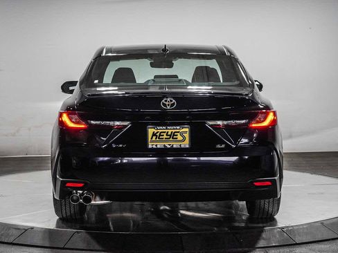 New 2026 Toyota Camry SE image 3