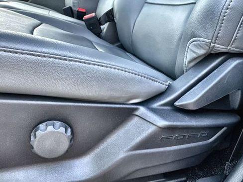 Used 2024 Ford F550 4x4 Regular Cab Super Duty image 12